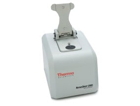 thermo-scientific-nanodrop-2000-spectrophotometer